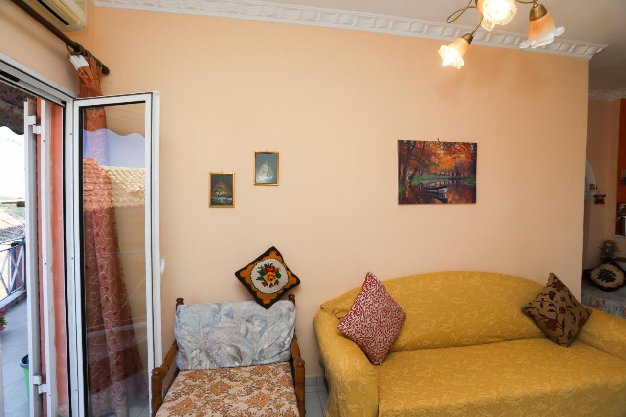 Alexis & Loula Village House Arkadades Bagian luar foto