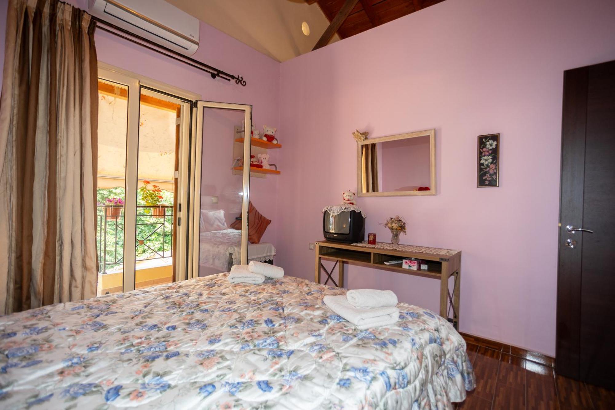 Alexis & Loula Village House Arkadades Bagian luar foto